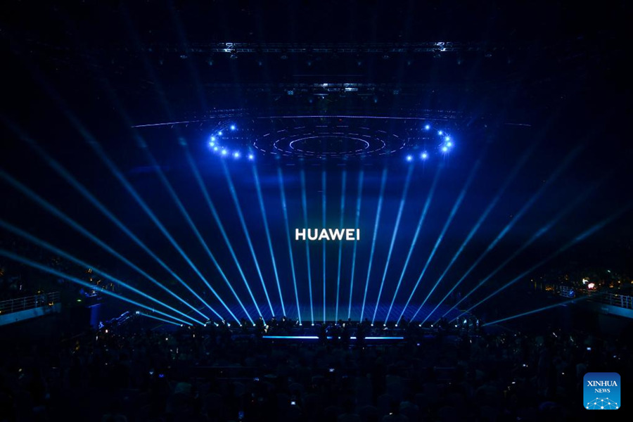 Il gigante tecnologico cinese Huawei tiene un evento di lancio a Shenzhen