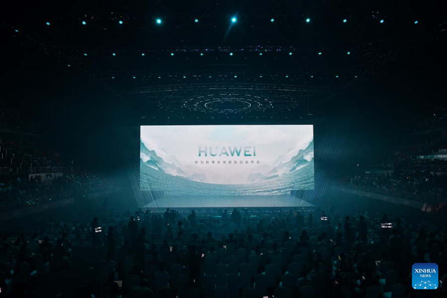 Il gigante tecnologico cinese Huawei tiene un evento di lancio a Shenzhen