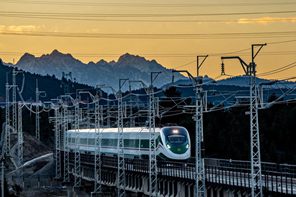 Aperta al traffico la ferrovia Lijiang-Shangri-La