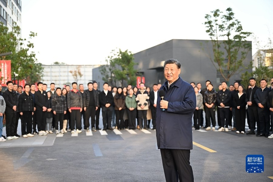 Xi Jinping ispeziona Yancheng, nel Jiangsu, sulla via di ritorno a Beijing