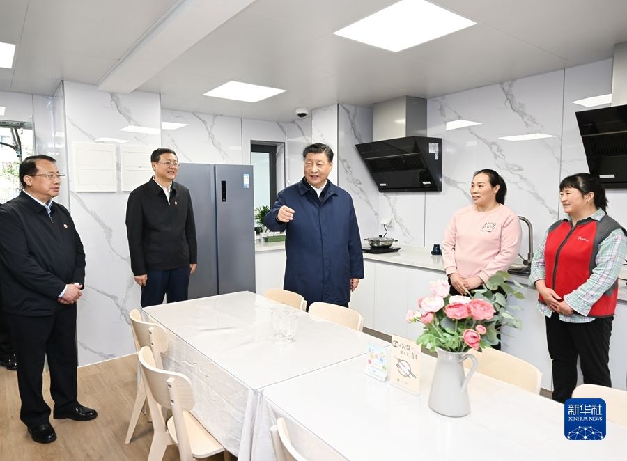 Xi Jinping ispeziona Yancheng, nel Jiangsu, sulla via di ritorno a Beijing