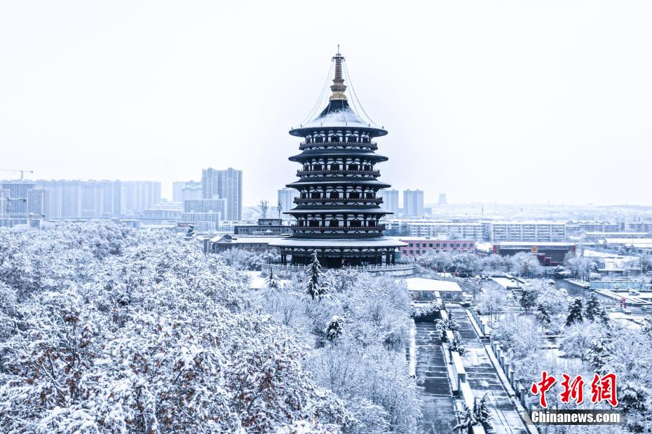 Una nevicata riporta Luoyang alla storia