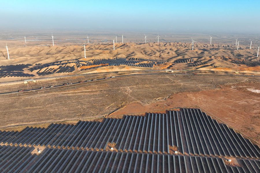 Wuzhong, Ningxia: sviluppo dell'industria delle energie pulite nel deserto del Gobi