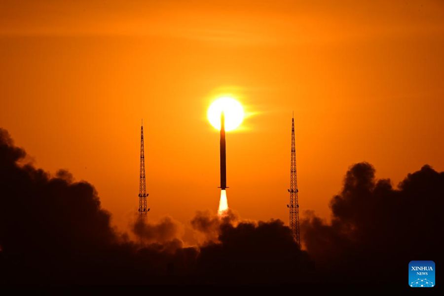 Il 63esimo lancio dell'anno da parte della Cina mette in orbita quattro satelliti
