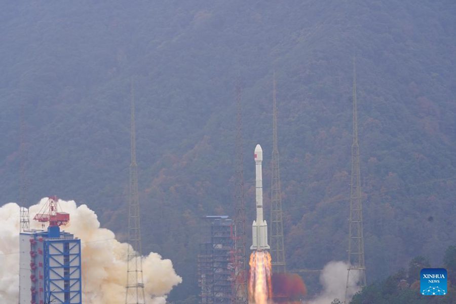 La Cina lancia nuovi satelliti per migliorare i servizi BDS-3