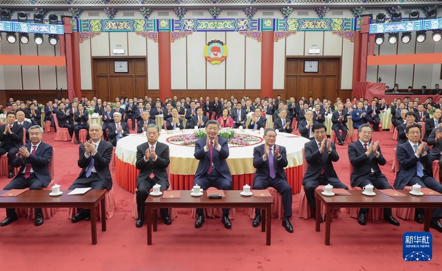 Cina, importante discorso di Xi Jinping alla riunione di Capodanno del Comitato Nazionale della Conferenza Consultiva Politica del Popolo Cinese