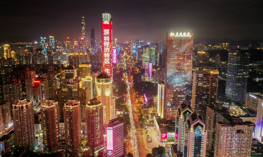 Vista aerea di Shenzhen, nella provincia del Guangdong, nel sud della Cina. (25 agosto 2023 - Xinhua/Mao Siqian)