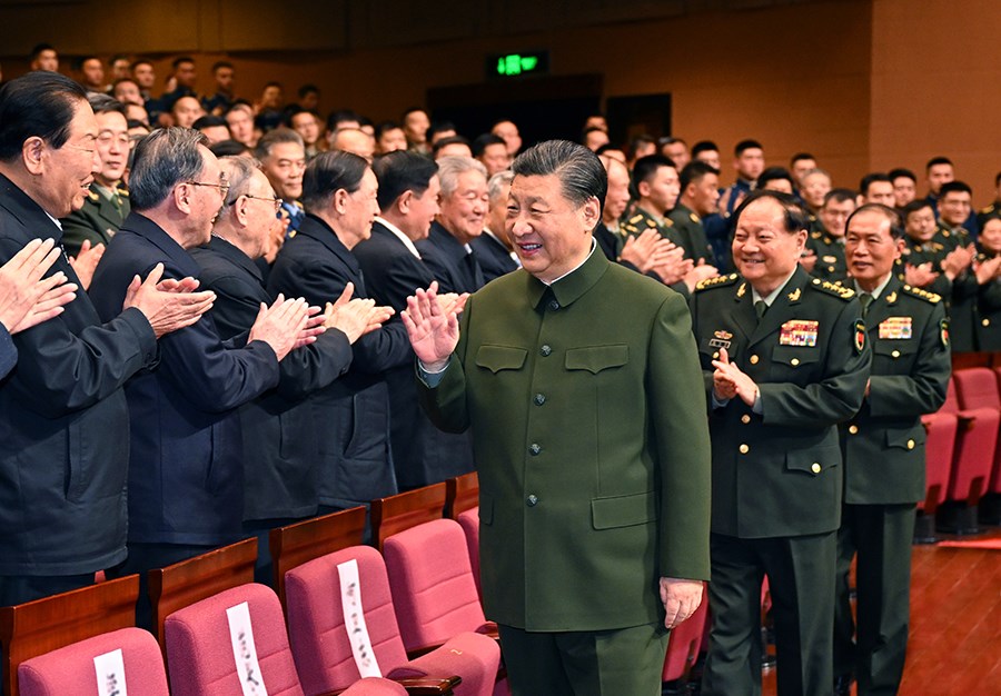 Xi Jinping estende gli auguri per la Festa di Primavera cinese ai quadri veterani di tutto l'esercito