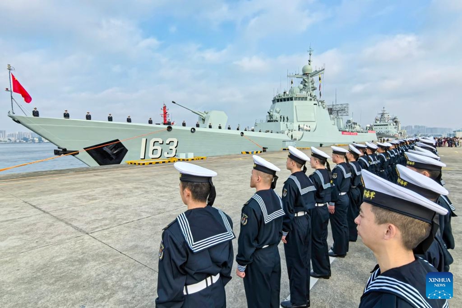 La Cina invia una nuova flotta navale per una missione di scorta nel Golfo di Aden