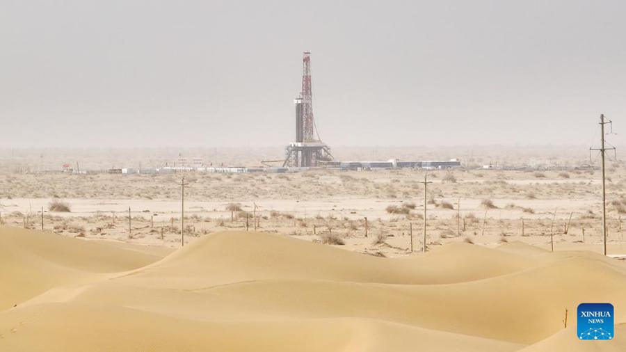 Il pozzo "Shenditake 1", nel deserto del Taklimakan, bacino del Tarim, nella regione autonoma dello Xinjiang Uygur, nella Cina nordoccidentale. (2 marzo 2024 - Xinhua/Li Xiang)