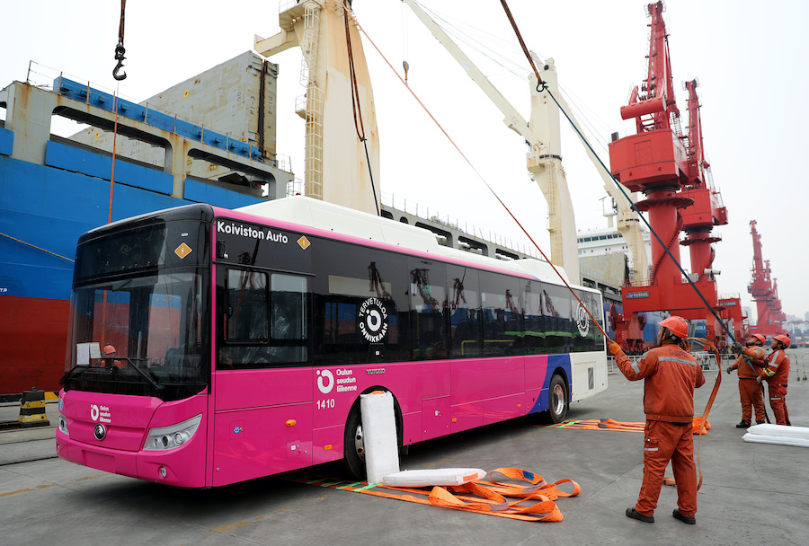 Shandong, autobus a nuova energia esportati dal proto di Qingdao