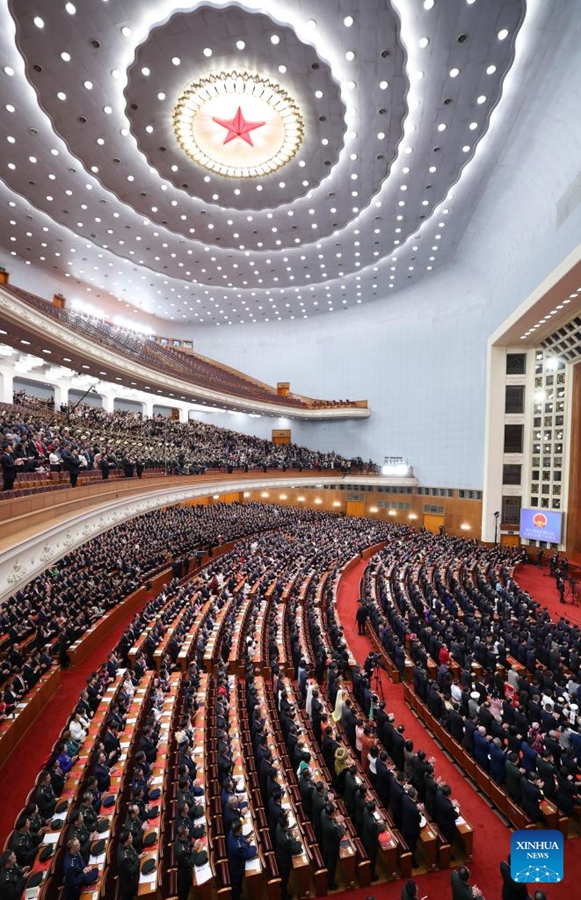 Xi Jinping presenzia alla chiusura della seconda sessione plenaria della 14esima APN