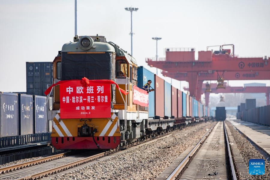 Servizio di treni merci Cina-Europa collega provincia settentrionale cinese con i Paesi Bassi
