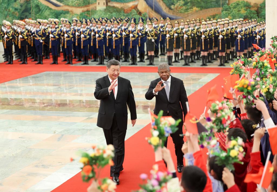 Xi Jinping incontra il Presidente angolano João Manuel Gonçalves Lourenço