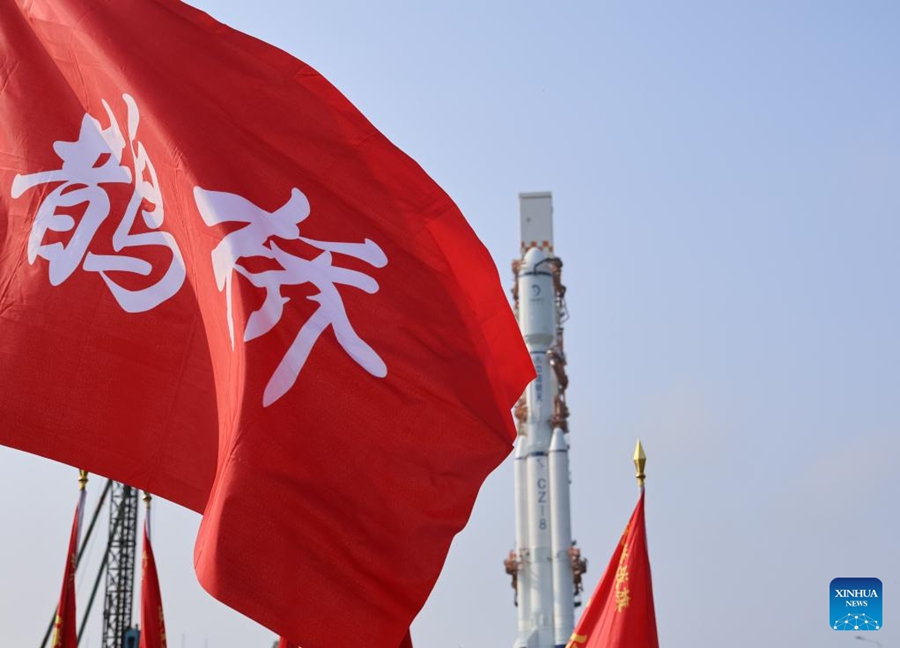 La Cina si prepara a lanciare il satellite di relè Queqiao-2