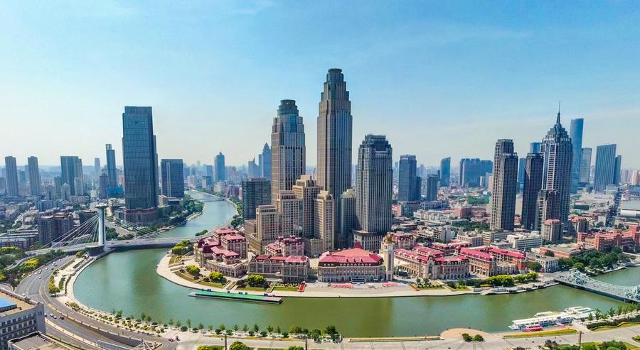Il centro di Tianjin, nel nord della Cina. (24 giugno 2023 - Xinhua/Sun Fanyue)