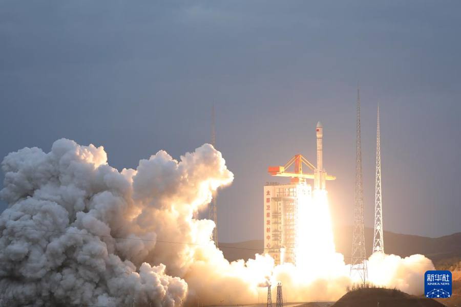 Cina, lanciato con successo il satellite Yunhai-3 02