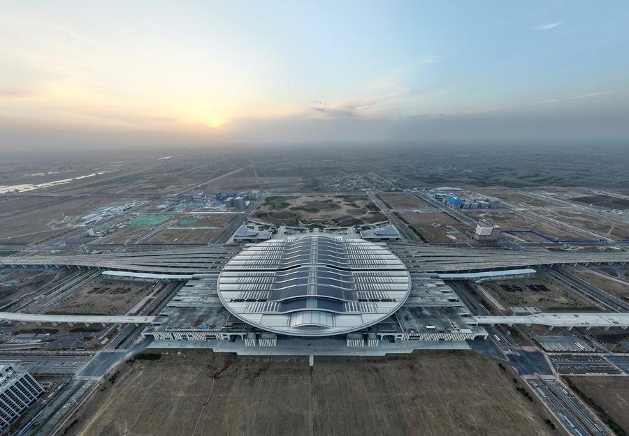 La stazione ferroviaria della nuova area di Xiong'an. (29 marzo 2024 - Xinhua/Mu Yu)