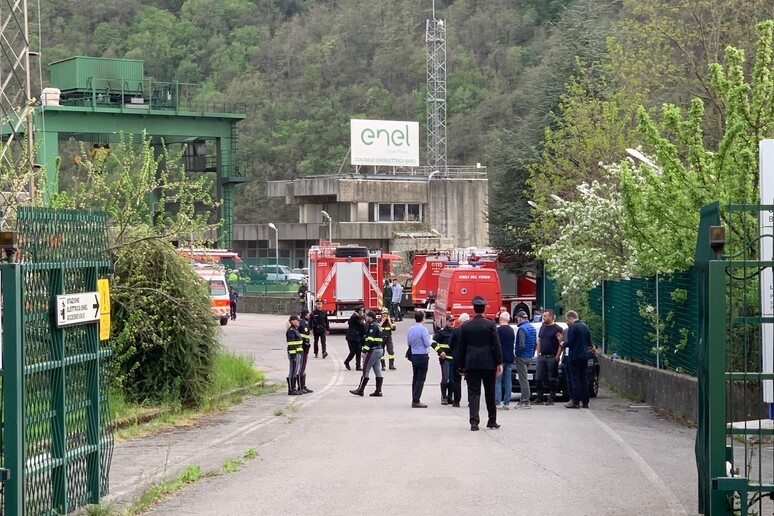 Esplosione in centrale idroelettrica in Italia, 4 morti
