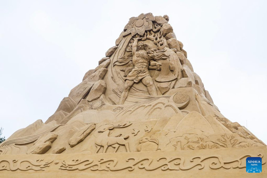 Il 25° Festival internazionale delle sculture di sabbia di Zhoushan si tiene nello Zhejiang
