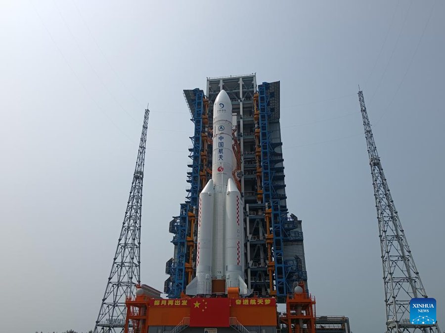 La Cina si prepara a lanciare la sonda lunare Chang'e-6