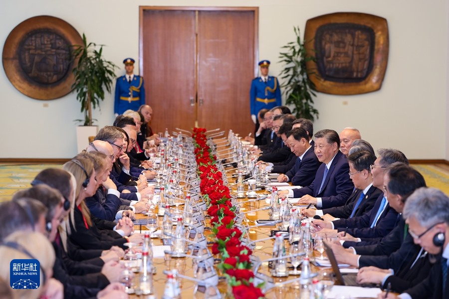 Belgrado, colloquio tra Xi Jinping e Aleksandar Vučić