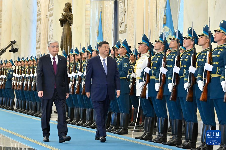 Xi Jinping è arrivato al palazzo presidenziale del Kazakistan