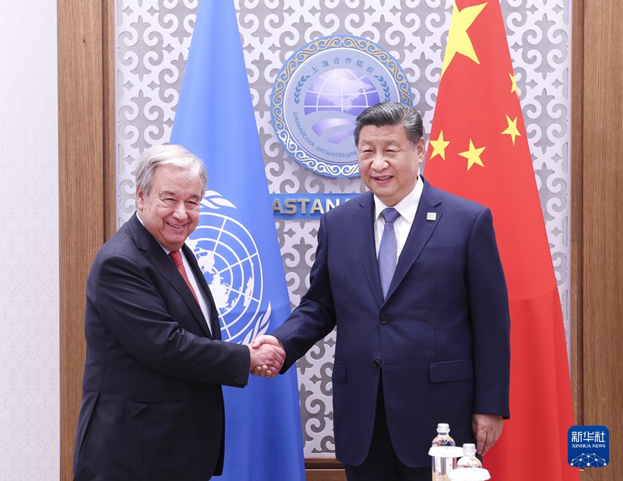 Xi Jinping incontra il Segretario Generale dell'ONU António Guterres