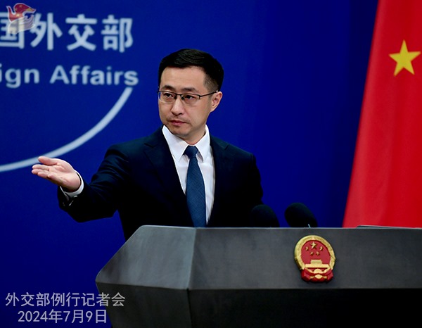Cina a NATO: 