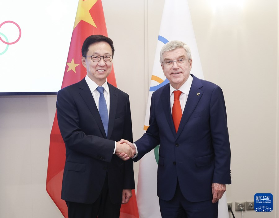 Parigi, vicepresidente cinese Han Zheng incontra Thomas Bach