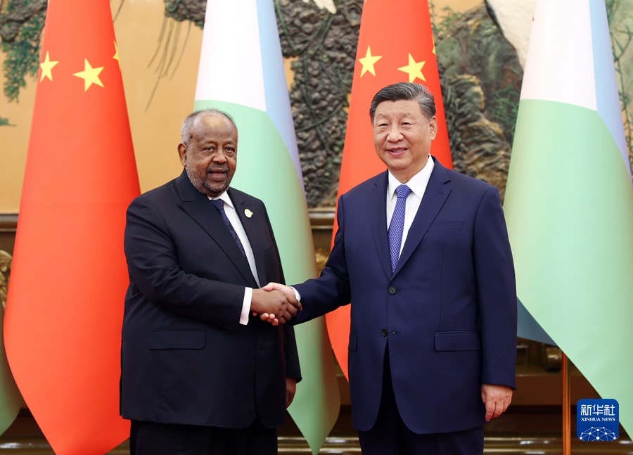 Incontro tra Xi Jinping e il Presidente della Repubblica di Gibuti, Ismail Omar Guelleh