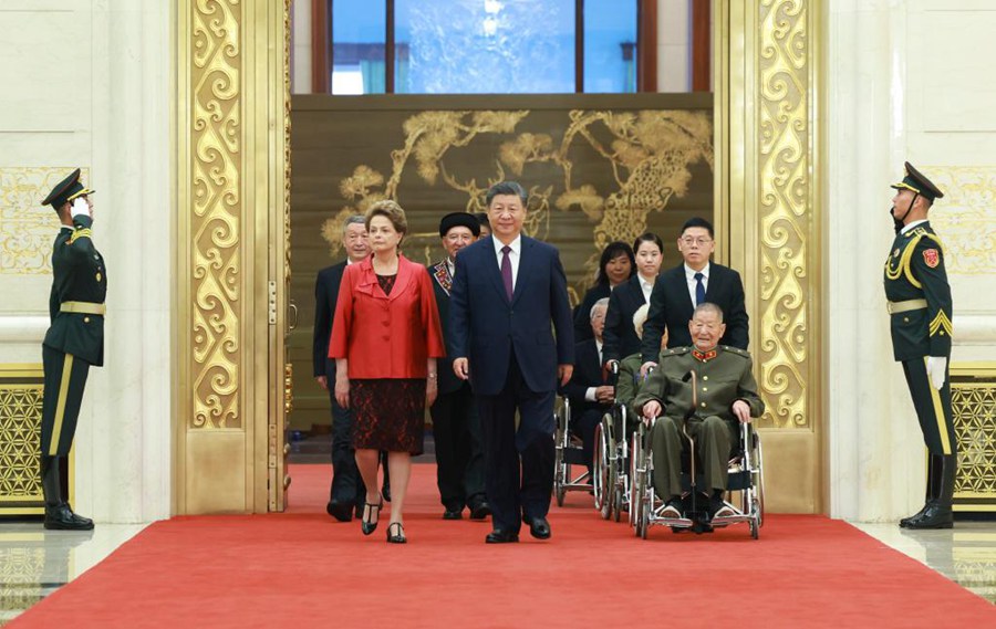 Xi Jinping: la Cina non dimenticherà mai gli amici internazionali che hanno contribuito a suo sviluppo