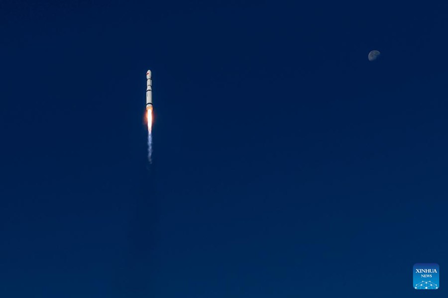 La Cina lancia il satellite Tianping-3