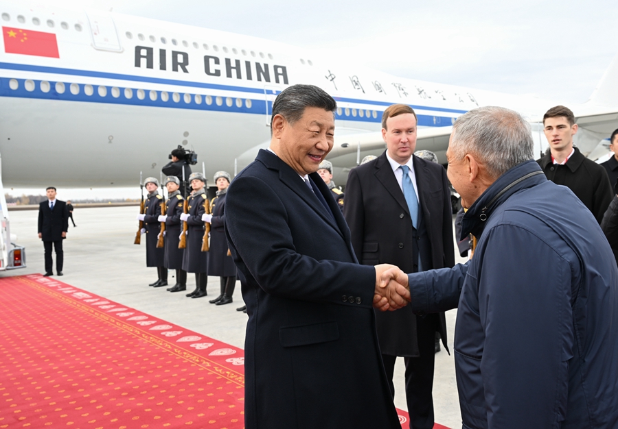Xi Jinping arrivato a Kazan per partecipare al 16° incontro dei leader BRICS