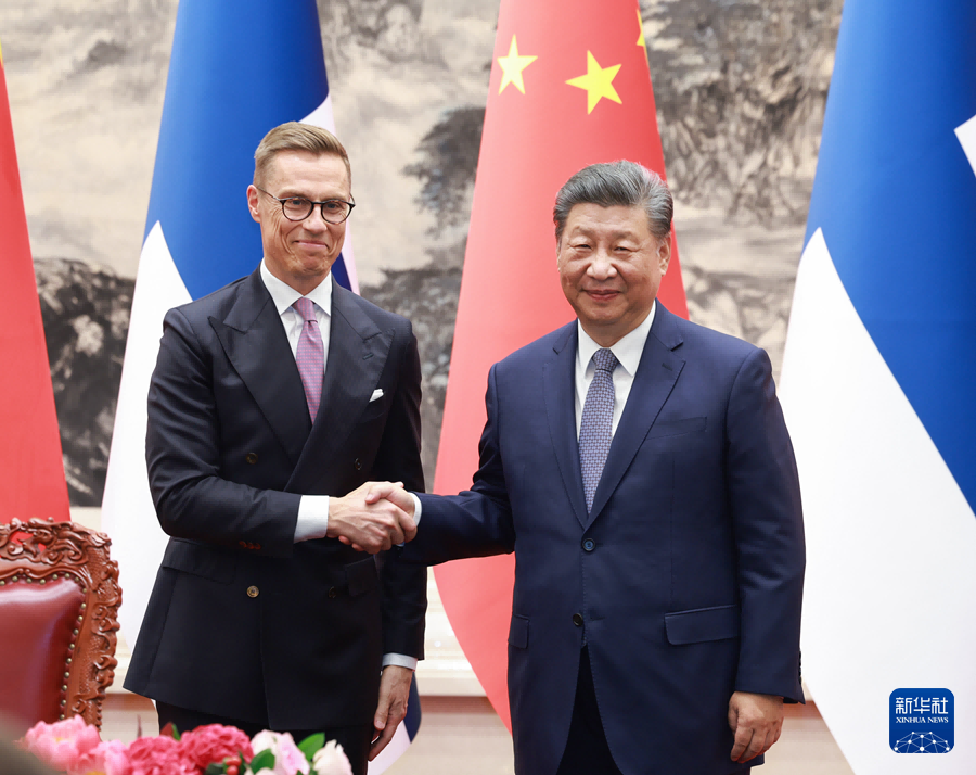 Incontro tra Xi Jinping e il Presidente finlandese Stubb