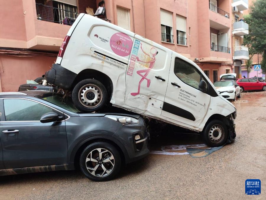 Spagna, almeno 51 vittime per forti piogge