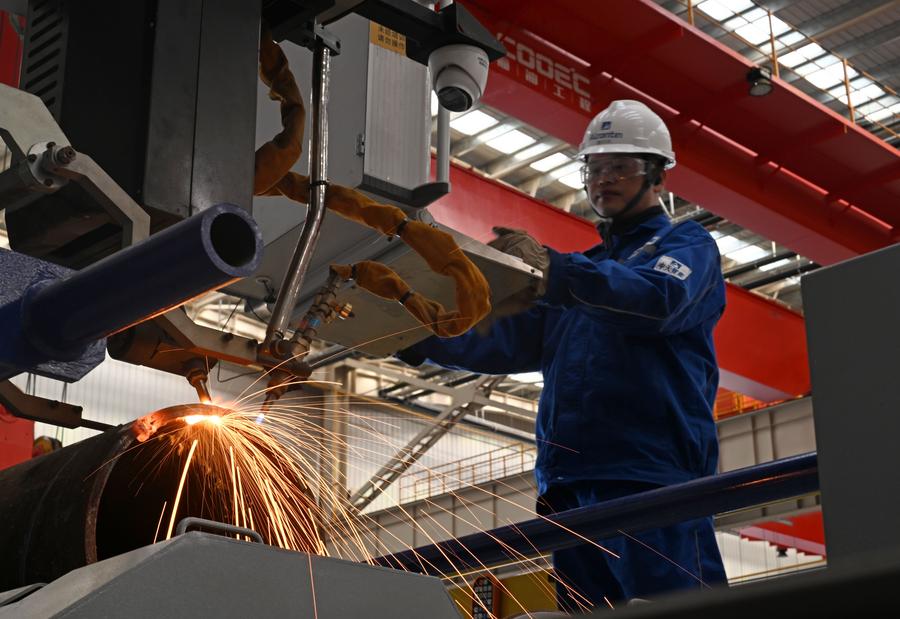 Prima fabbrica intelligente cinese per le attrezzature offshore per petrolio e gas pienamente operativa