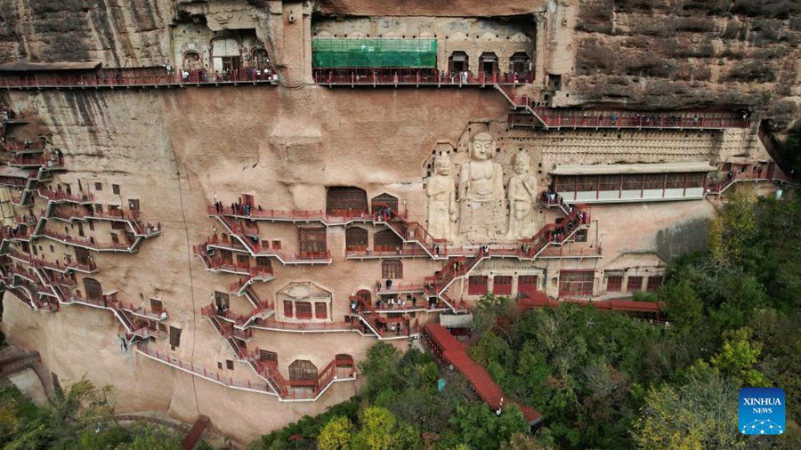Lavori di protezione e restauro effettuati alle Grotte del monte Maiji nel nord-ovest della Cina