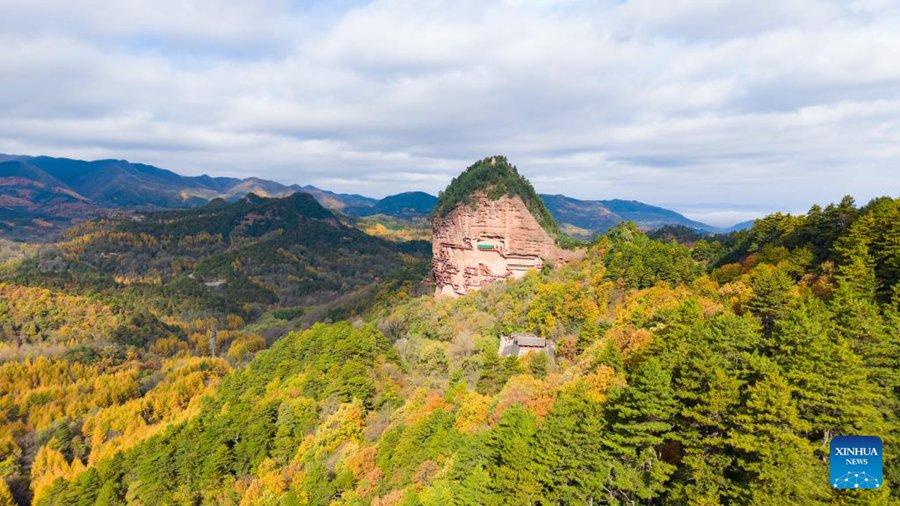 Lavori di protezione e restauro effettuati alle Grotte del monte Maiji nel nord-ovest della Cina