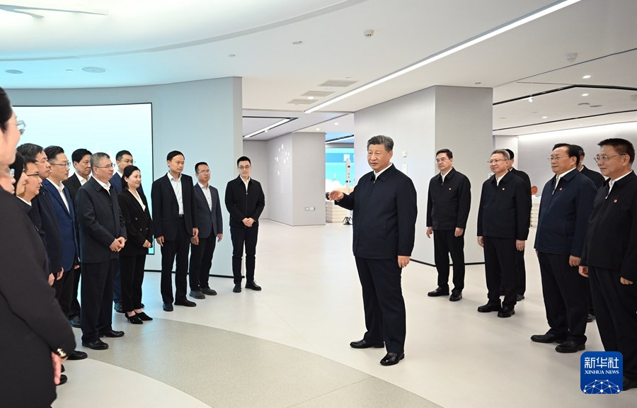 Xi Jinping esorta lo Hubei a scrivere un proprio capitolo nella modernizzazione in stile cinese