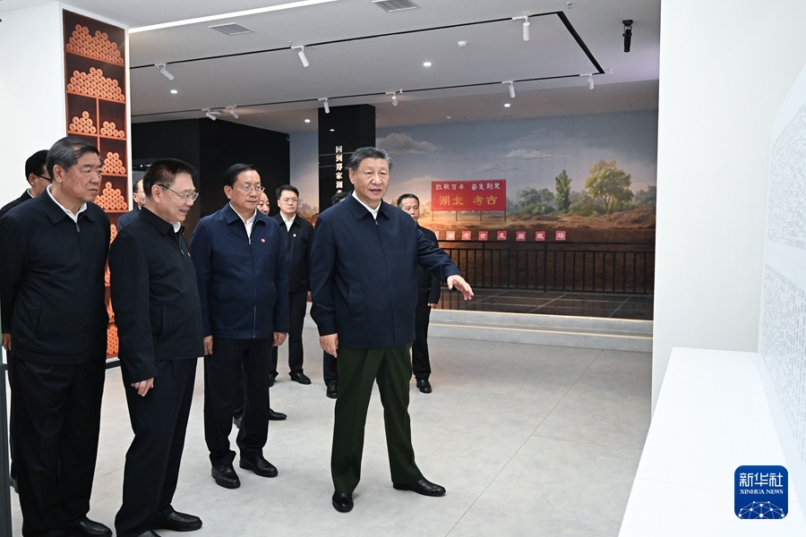 Xi Jinping esorta lo Hubei a scrivere un proprio capitolo nella modernizzazione in stile cinese