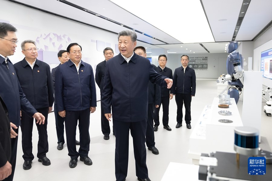 Xi Jinping esorta lo Hubei a scrivere un proprio capitolo nella modernizzazione in stile cinese
