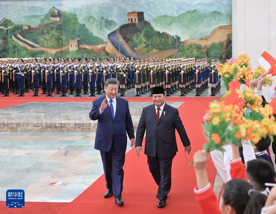 Xi Jinping incontra Prabowo Subianto