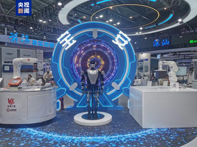 Cina, tenuta la 26a edizione China Hi-Tech Fair