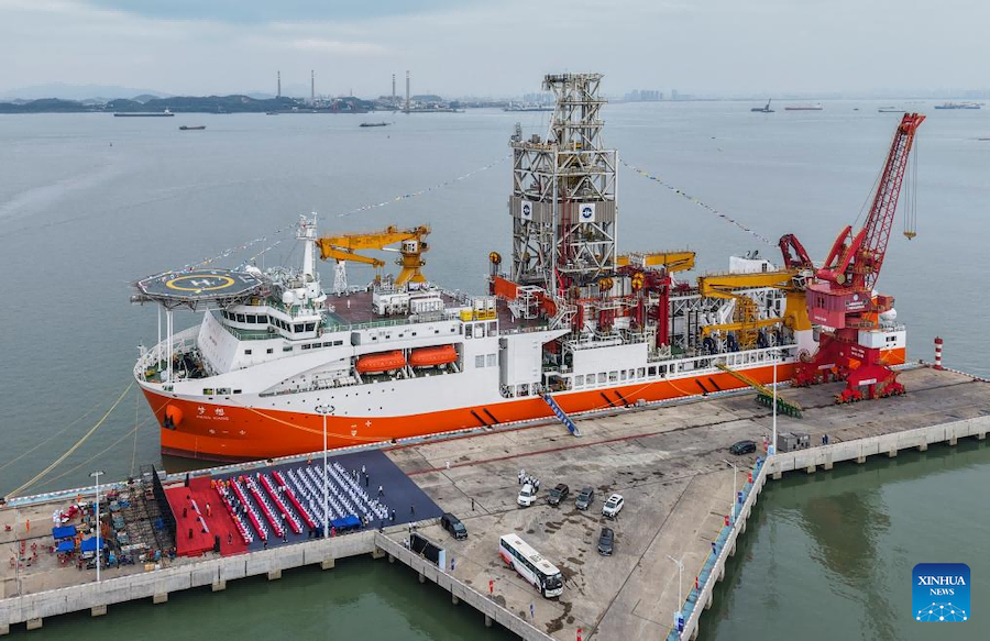 Entra in servizio la prima nave cinese per le trivellazioni in acque profonde
