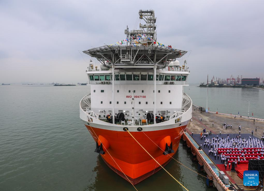 Entra in servizio la prima nave cinese per le trivellazioni in acque profonde
