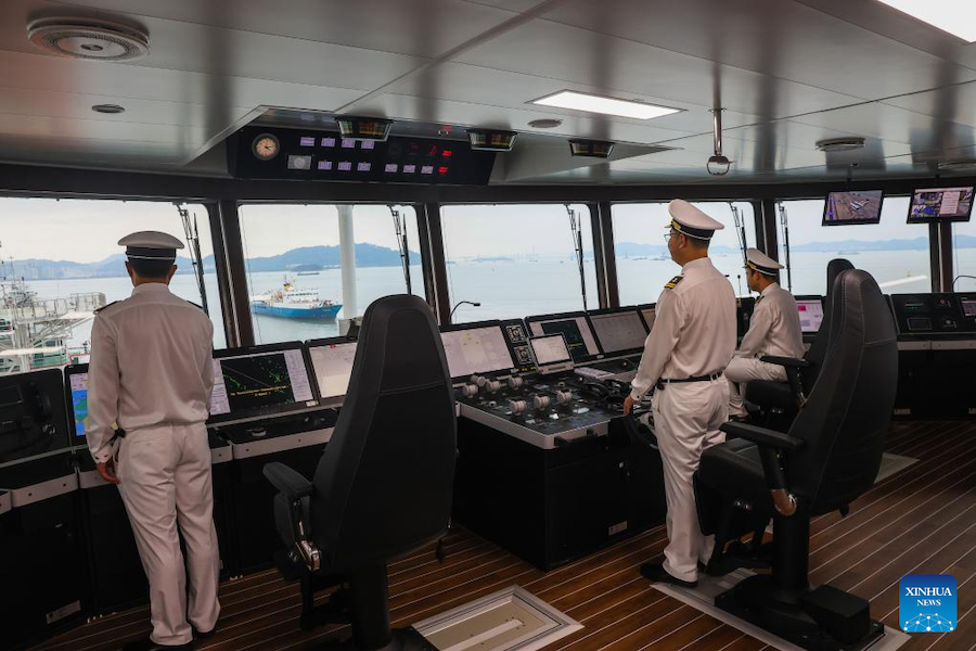 Entra in servizio la prima nave cinese per le trivellazioni in acque profonde