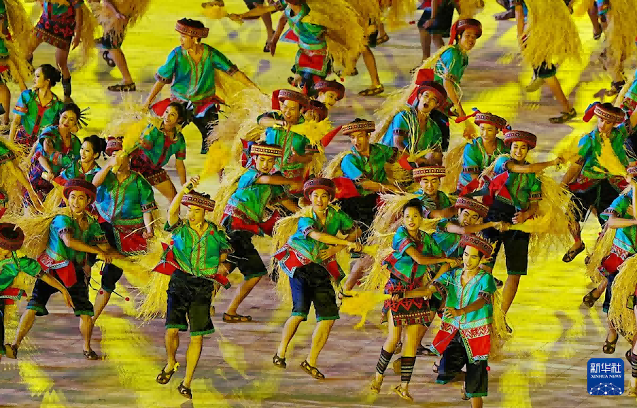 Cina, aperta la 12ª edizione dei Giochi Nazionali Tradizionali delle Minoranze Etniche