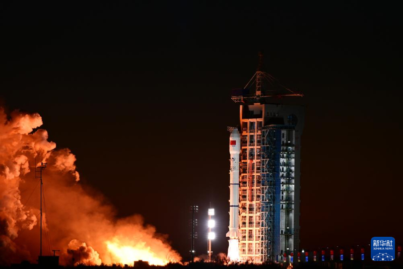 Cina, lanciati con successo satelliti Siwei Gaojing-2 03 e 2 04