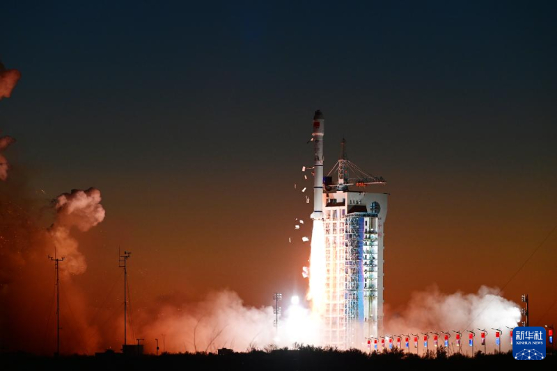 Cina, lanciati con successo satelliti Siwei Gaojing-2 03 e 2 04